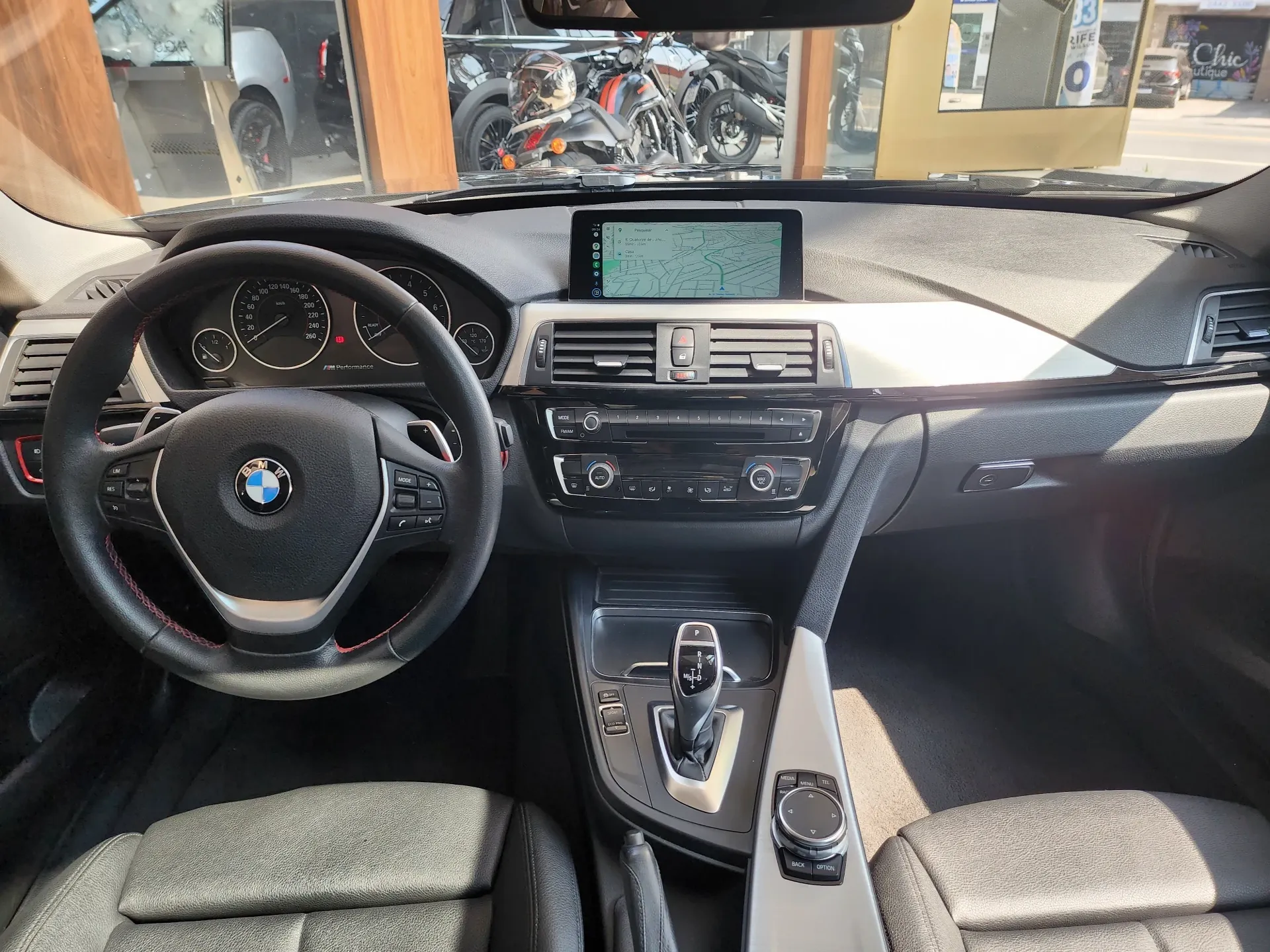 BMW 328i