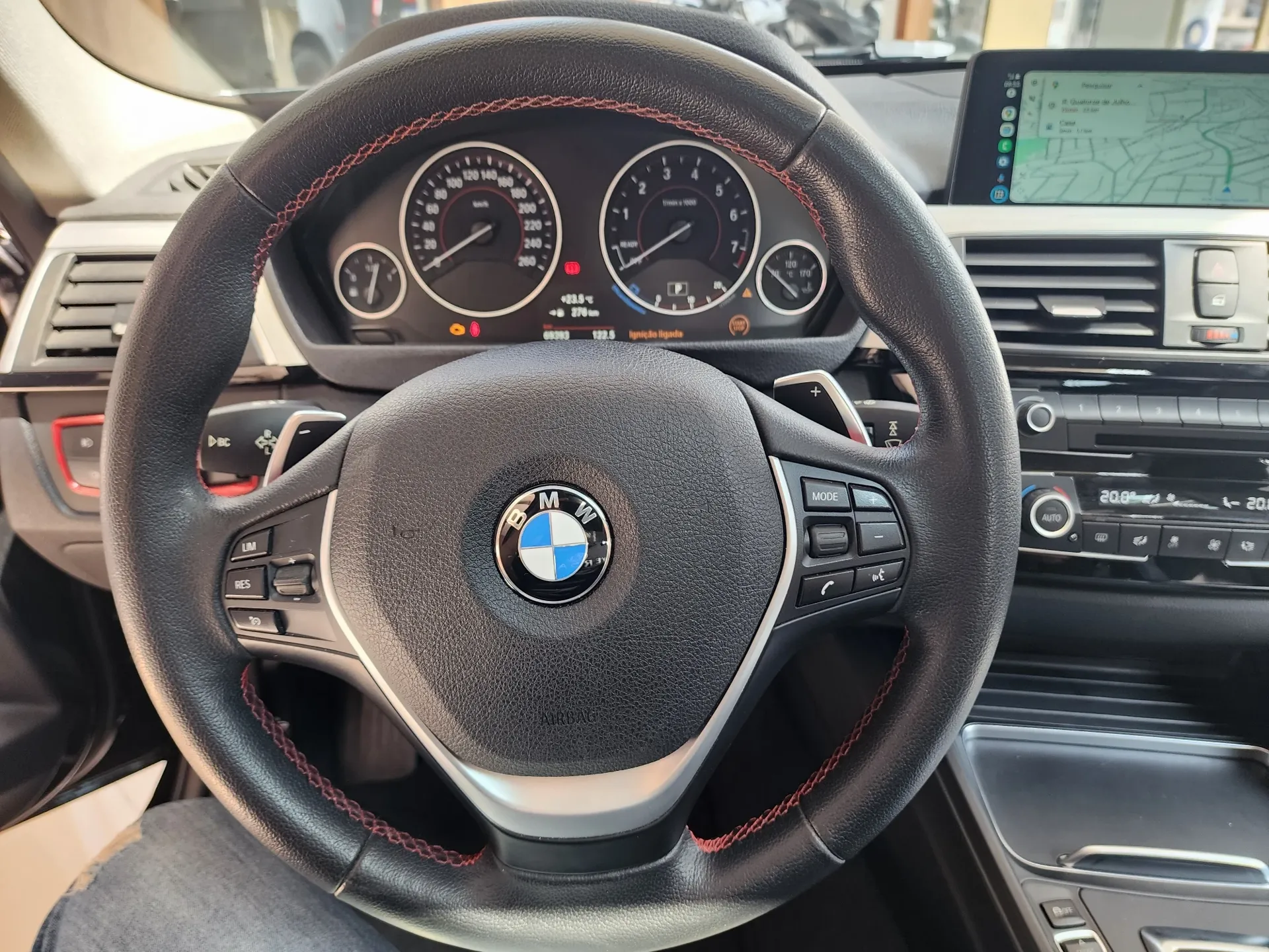 BMW 328i