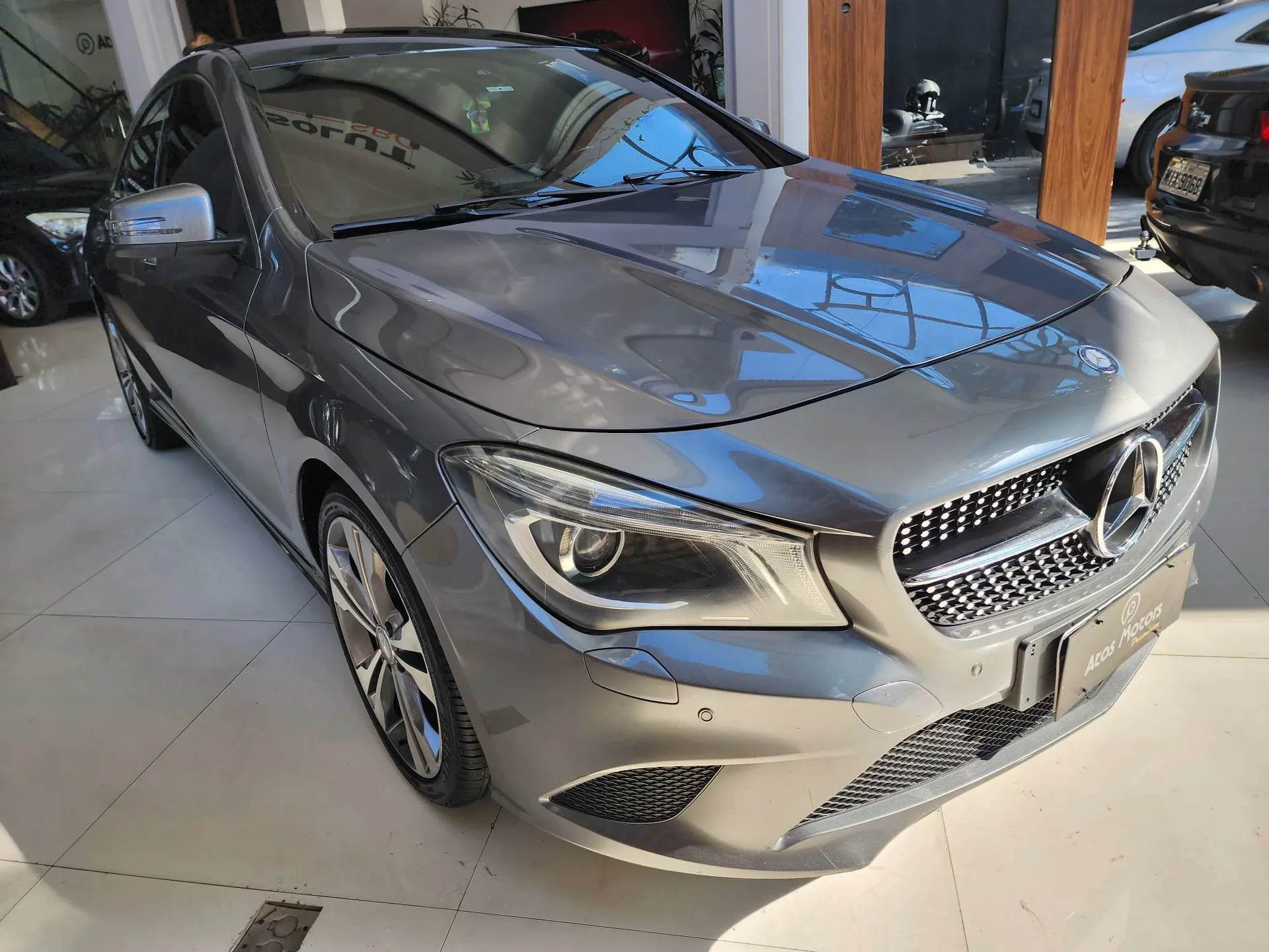 MERCEDES-BENZ CLA 200