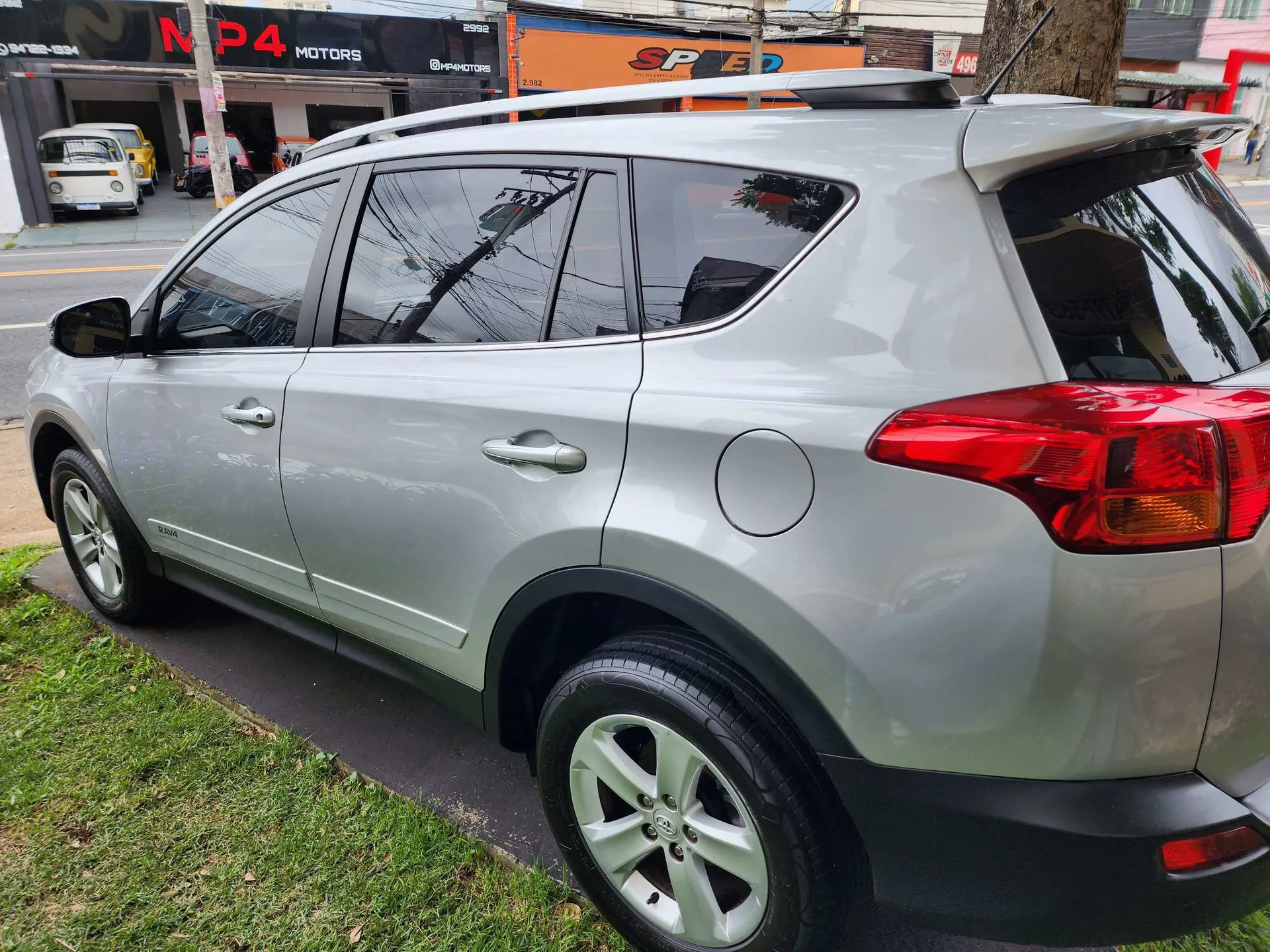 TOYOTA RAV4